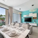 Cozy Stylish 3-Bedroom Villa At Damac Hills With Golf Course View