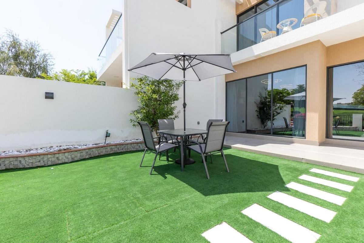 Cozy Stylish 3-bedroom At Damac Hills With Golf Course View *