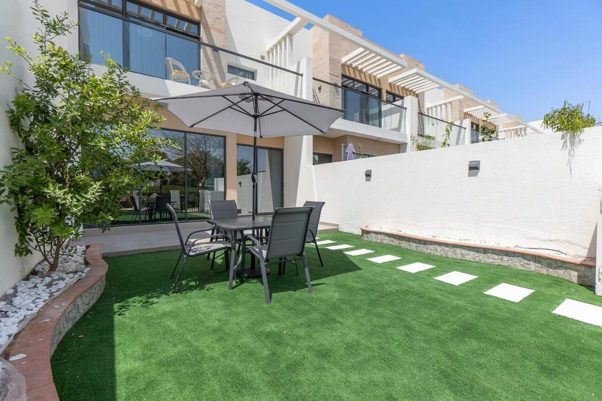 Apartment Cozy Stylish 3-bedroom At Damac Hills With Golf Course View