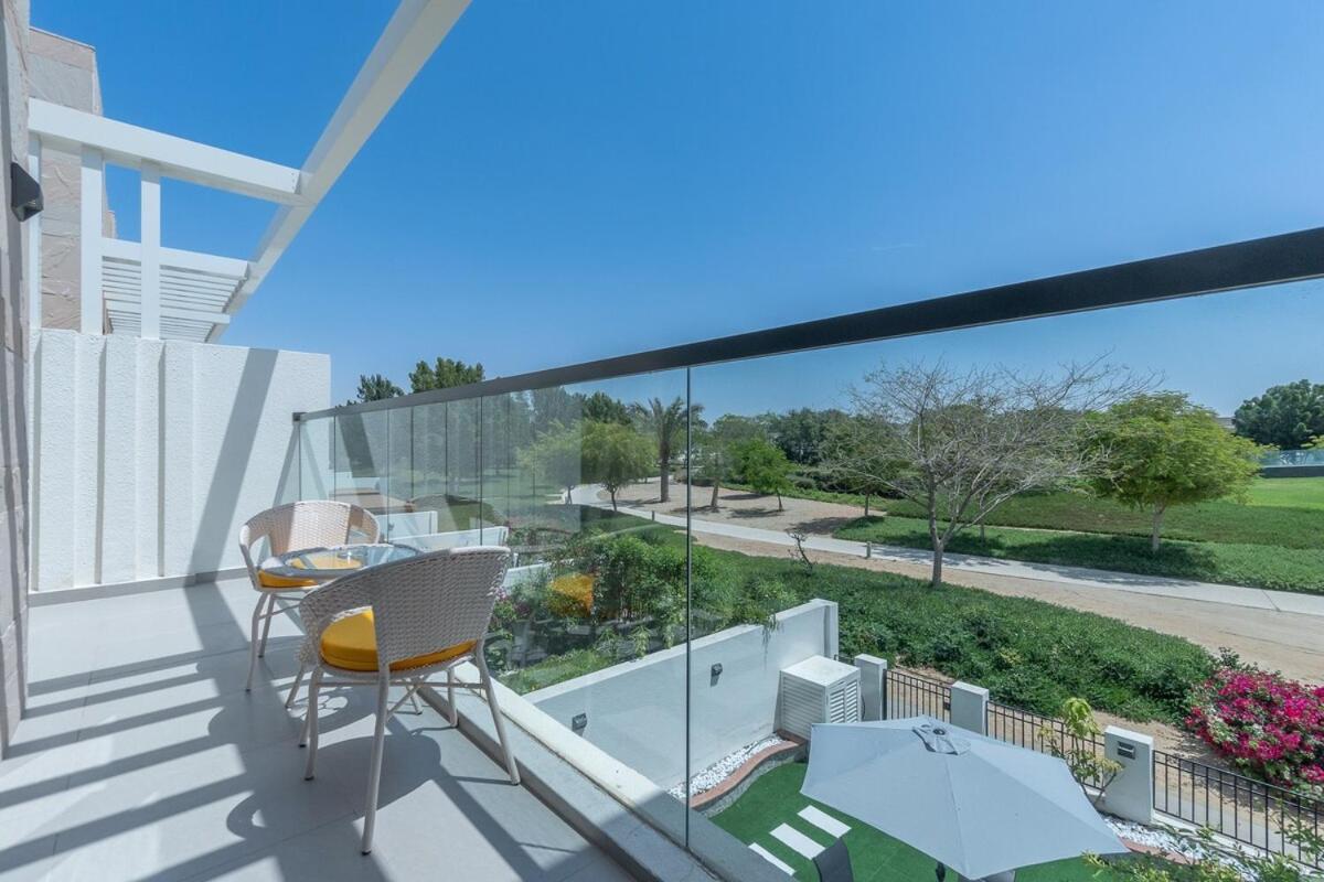 Apartment Cozy Stylish 3-bedroom At Damac Hills With Golf Course View