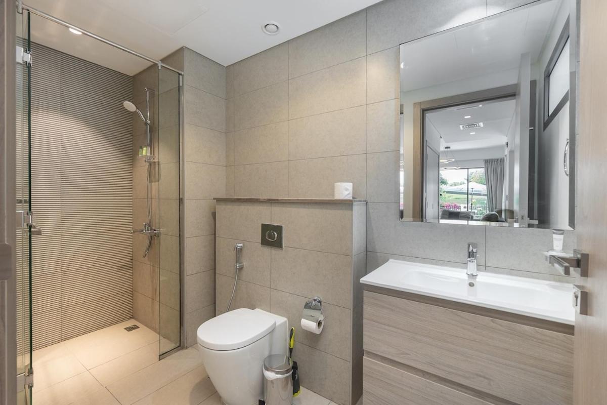 Cozy Stylish 3-bedroom At Damac Hills With Golf Course View * Dubai