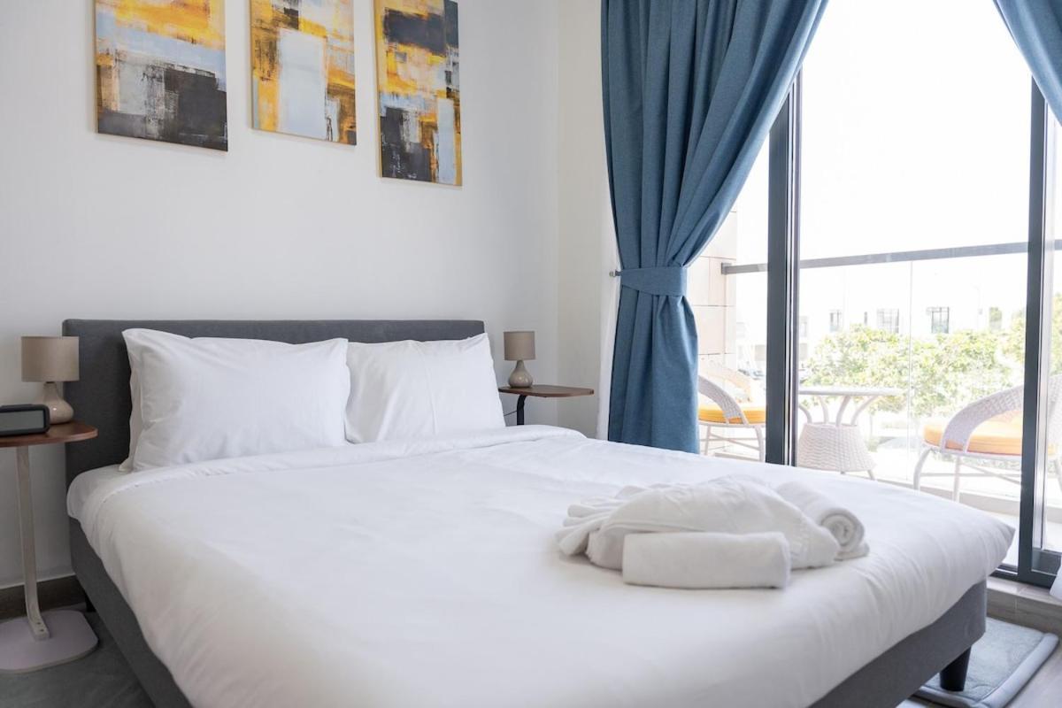 Apartment Cozy Stylish 3-bedroom At Damac Hills With Golf Course View Dubai