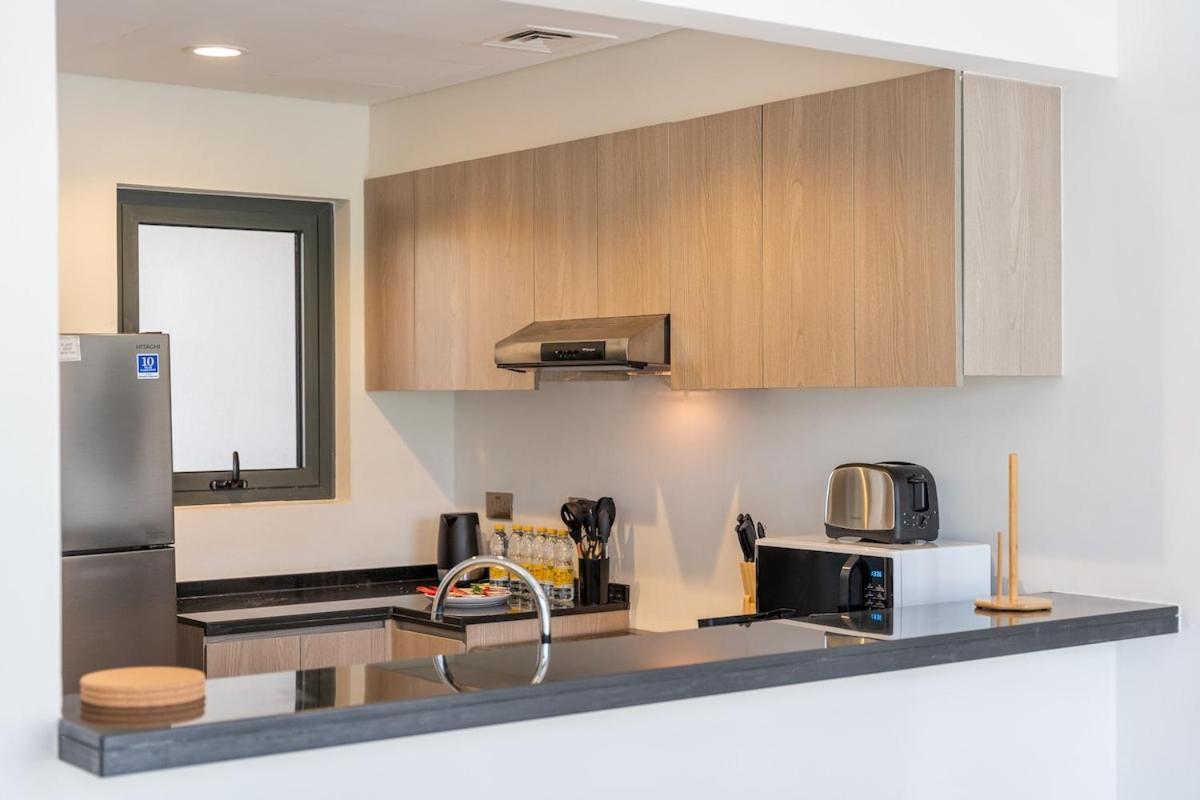 Cozy Stylish 3-bedroom At Damac Hills With Golf Course View * Dubai